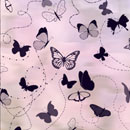 Photoshop: Butterflies-n-Trails Photoshop Brushes (Papillons et ccourbes en pointillées qui simulent leur trajectoire de vol.)